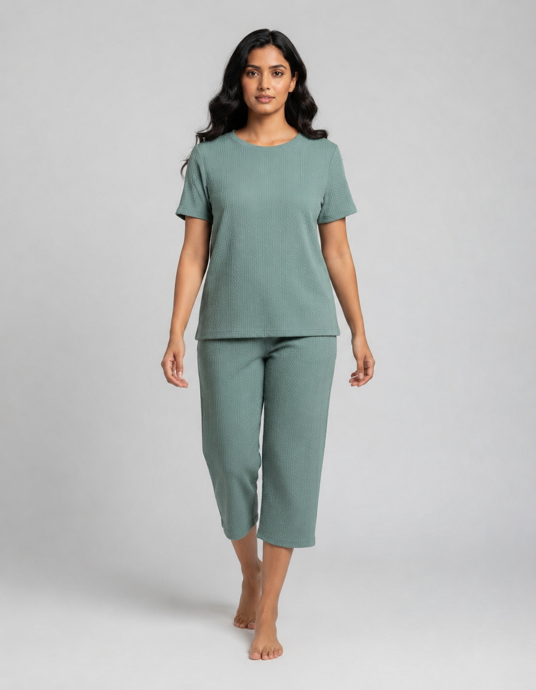 Solid Capri Set