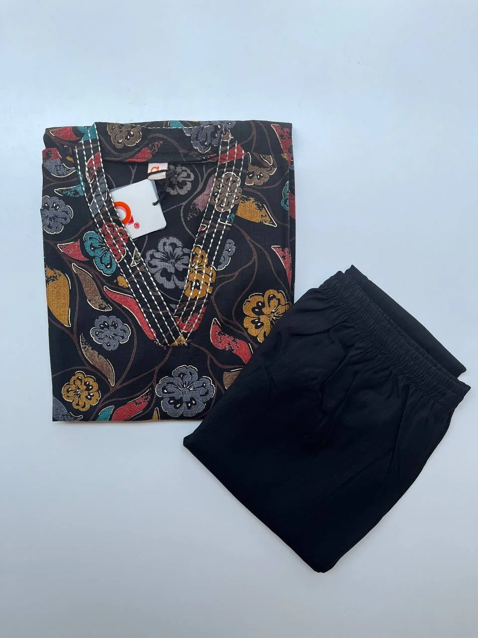 2 Pieces Set - View 2