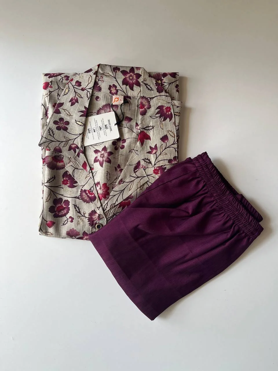 2 Pieces Set - View 2